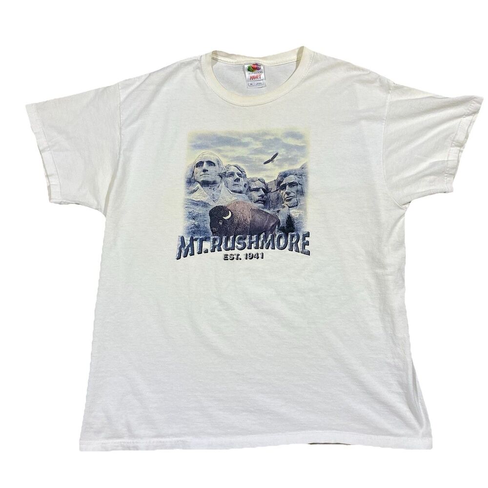 Vintage Y2K Mt Rushmore Tee XL Fruit of the Loom USA Bison Eagle Graphic